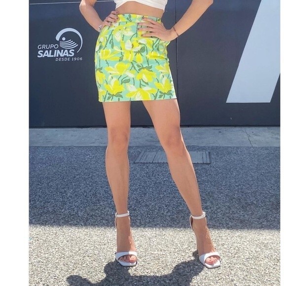 J Crew Womens Size 6 Floral Straight Above Knee Pencil Skirt Yellow and Blue - Picture 1 of 14